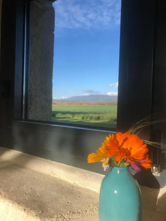 L'Atelier Apartment Grane France