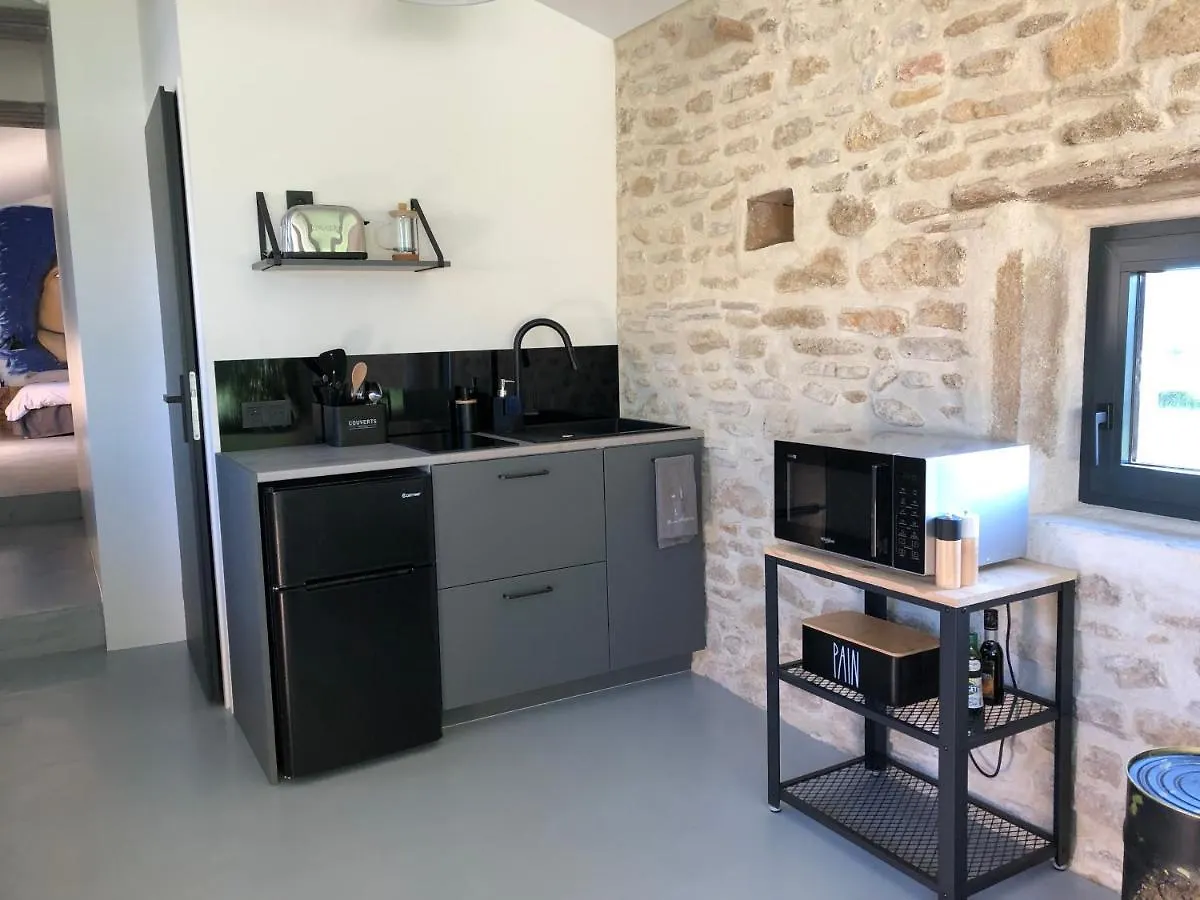 L'Atelier Apartment Grane France